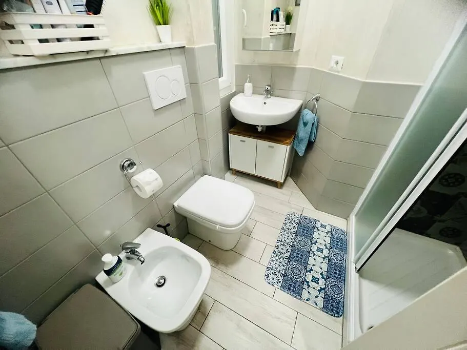 Suite Casa Gioele - Sanremo 0*,